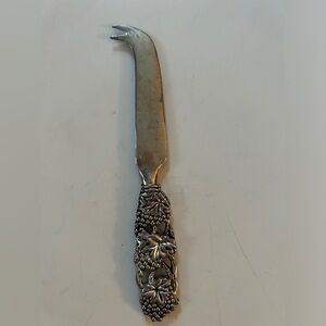GRAPE SILVER PLATE CHEESE PICK